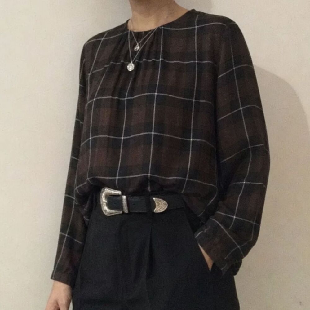 Evereve Cloth & Stone Print Pucker Plaid Top in Brick Brown/Black